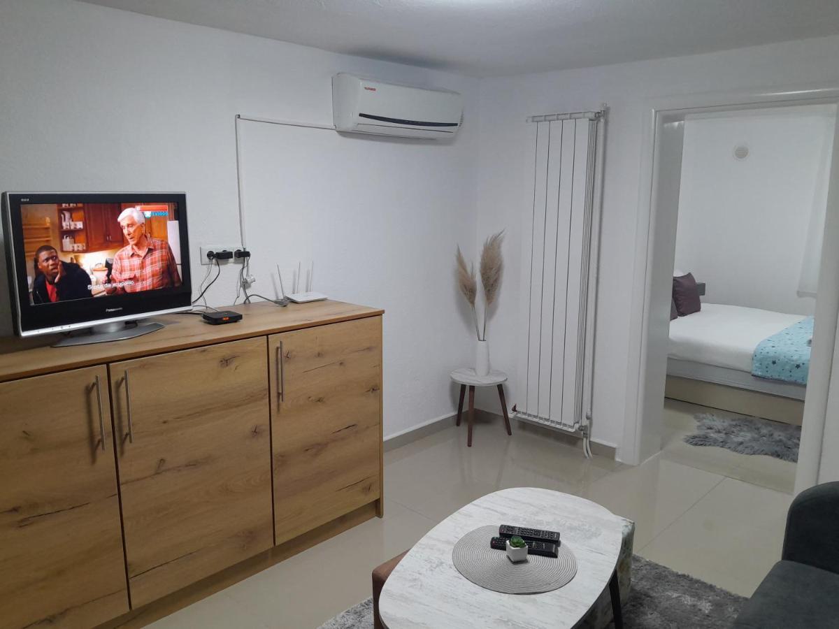 Apartmani Bet Gradacac 1 Maj Broj 24 Exterior photo